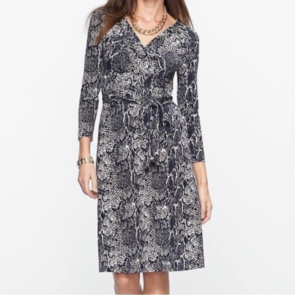 Talbots Women's Faux Wrap Dress V Neck Belt Python Snakeskin Size Large